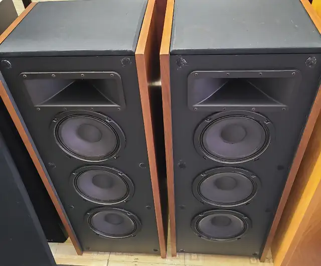 KLIPSCH TANGENT T50 FLOORSTANDING SPEAKERS in Speakers in City of Toronto - Image 6