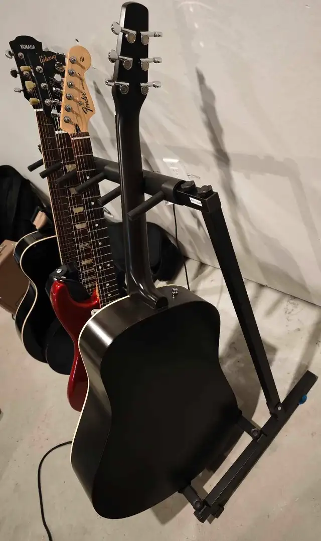 Seagul S6 faded black used in Guitars in Edmonton - Image 4
