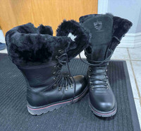 Moving Sale! - Royal Canadian Women’s Winter Boots