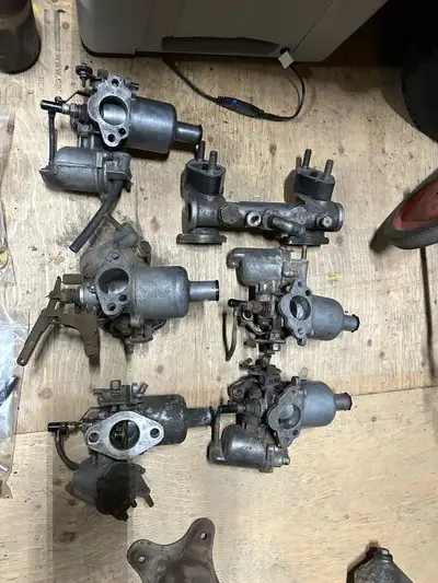 Many MG Midget parts. Mostly used and in untested condition. Exceptions will be noted. SU Carbs SU F...