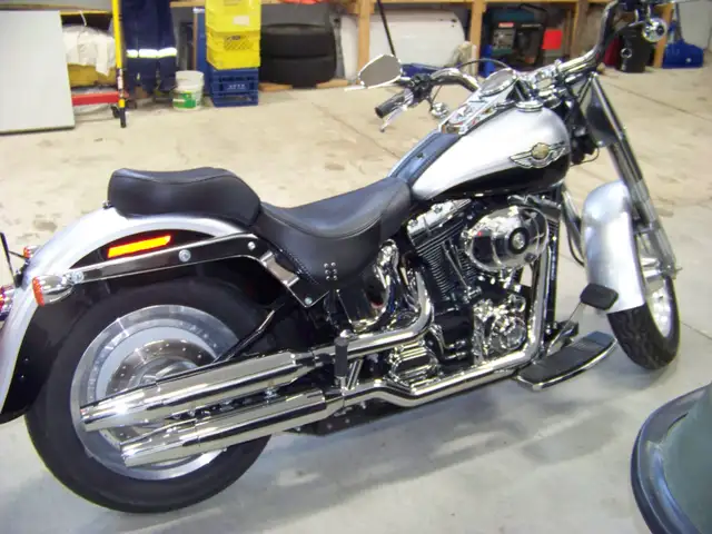 2003 HD Fatboy (100 year anniversary edition) in Street, Cruisers & Choppers in Vernon - Image 4