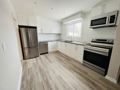 I am offering a shared bedroom in a 3 bedroom apartment. The apartment features a modern kitchen wit...