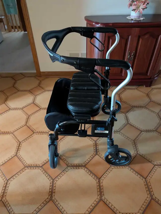 Evolution Walker - Trillium Series