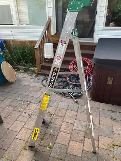 Featherlite 6-ft Cross-Step Fiberglass Ladder, View more