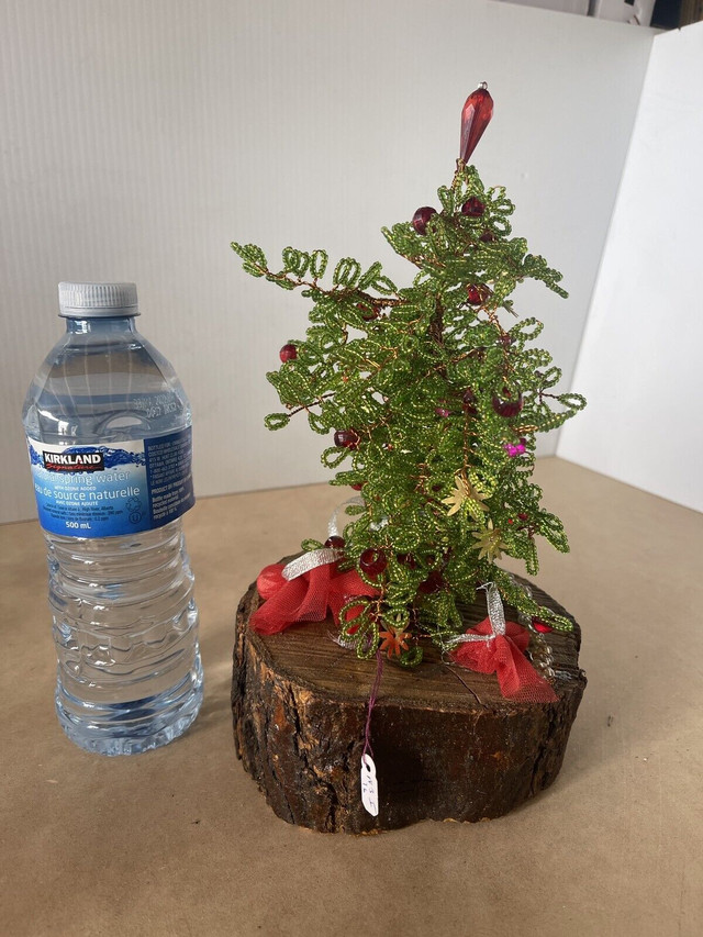 Hand Crafted Copper Wire & Bead - Bonsai Trees. in Arts & Collectibles in Calgary - Image 3