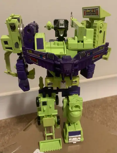 Original G1 combiner Constructicons Devastor 75% Complete only missing his left hand and weapon a co...