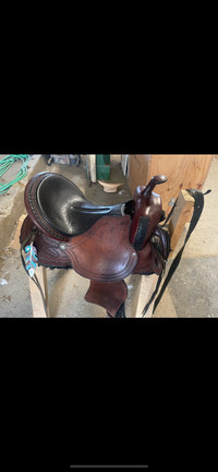 Cloete Custom Saddle