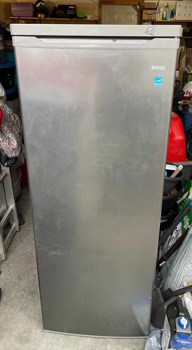Danby 6 cubic foot Upright Freezer in Freezers in Calgary - Image 4