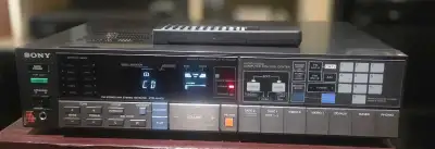 Sony STR-AV470 Receiver, View more