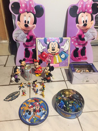 Figurines Miky mousse et Minnie (prix variés )
