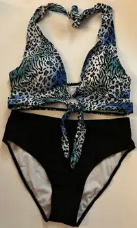 Leopard Print Knot Front Top & Panties Swimsuit Set