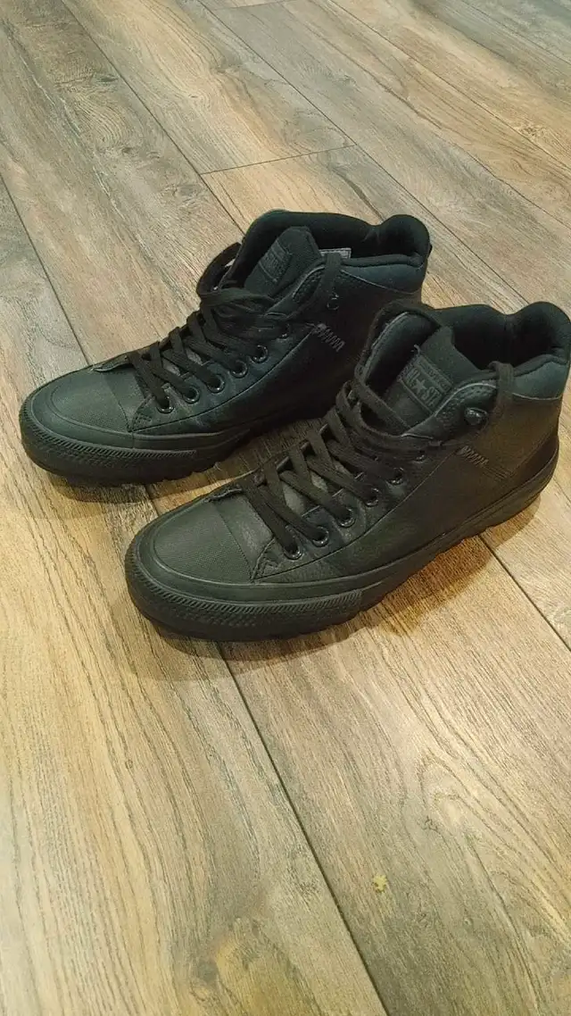 Size 9—Converse Chuck Taylor Men63235041019267122