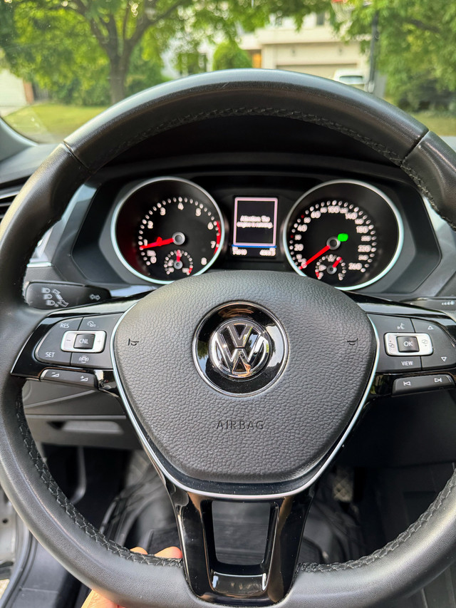 2020 Volkswagen Tiguan in Cars & Trucks in Markham / York Region - Image 2