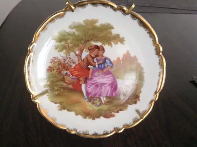 Limoges Courting Couple Plate 6 1/4" in Arts & Collectibles in Calgary - Image 3