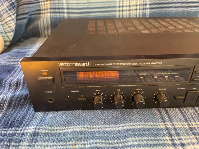 Vector Research Stereo Receiver in Stereo Systems & Home Theatre in Red Deer - Image 3