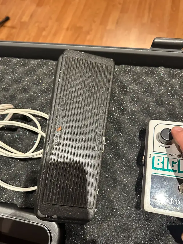 Dunlop Cry Baby GCB-95 Wah Pedal in Amps & Pedals in Barrie - Image 2