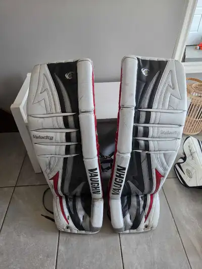Vaughn et CCM Équipement de Gardien, View more