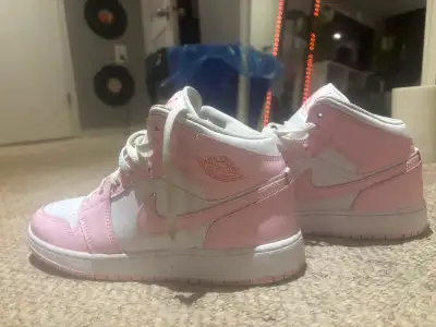 Pink kids jordan 1s size 7 size 8 womens, View more