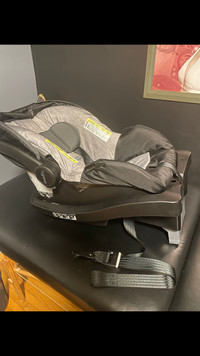 Brand new evenflo car seat