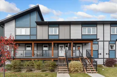 July 1: 3 bedrm TownHouse in Stonebridge, Saskatoon