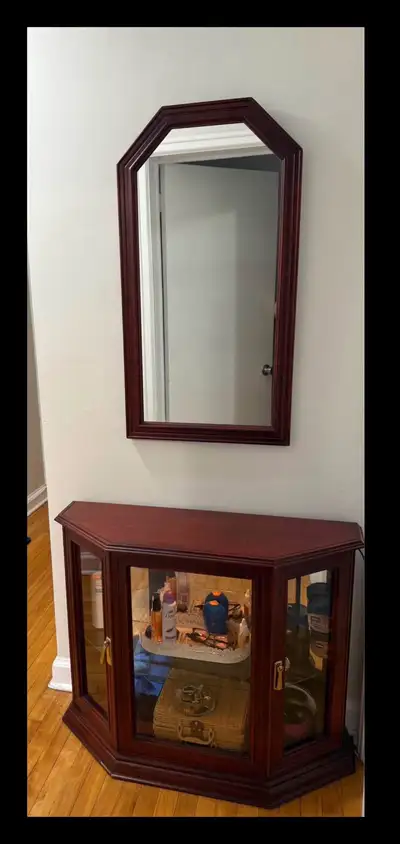 Enhance your home decor with this solid wood vintage console table and mirror, so elegant, pre-owned...