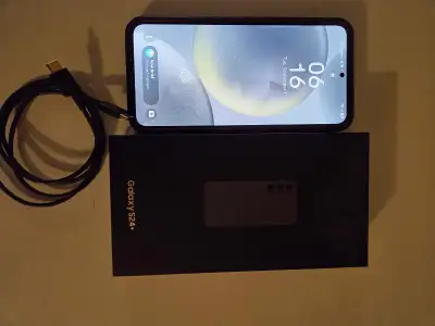 Samsung S24+, View more