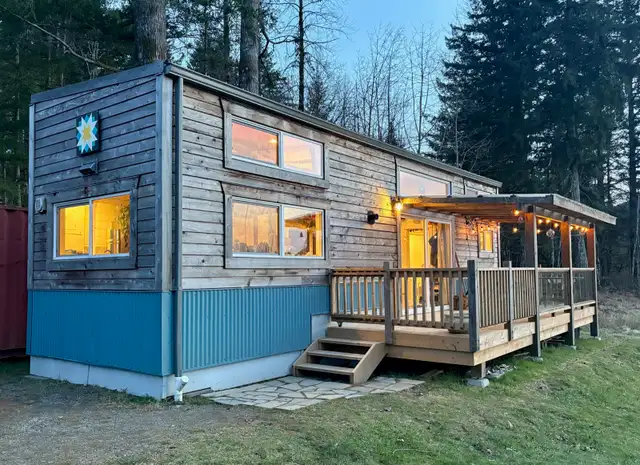 Tiny Home on Wheels 36'x10' in RVs & Motorhomes in Comox / Courtenay / Cumberland - Image 3