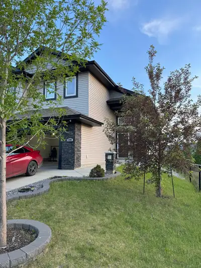 3 Bed 2 Bath - House