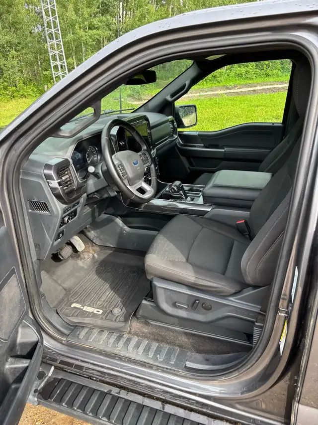 2023 Ford F-150 Powerboost XLT SuperCrew in Cars & Trucks in Grande Prairie - Image 8