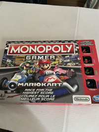 Monopoly gamer nintendo Hasbro gaming Mario Kart - Complete