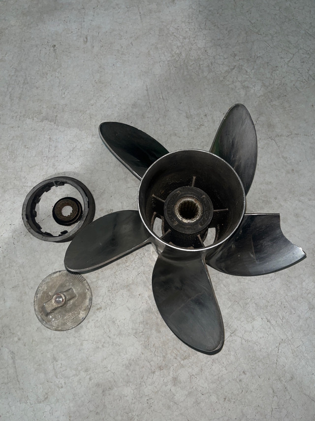 Stainless Steel 5 blade propeller for Mercury / Yamaha motor in Water Sports in St. Catharines - Image 2