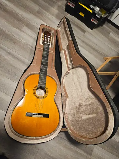 Guitare classique yamaha grand concert GC12C, View more