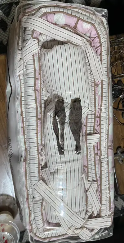 News Olivia 3-Piece Crib Set by DaVell Studio, View more