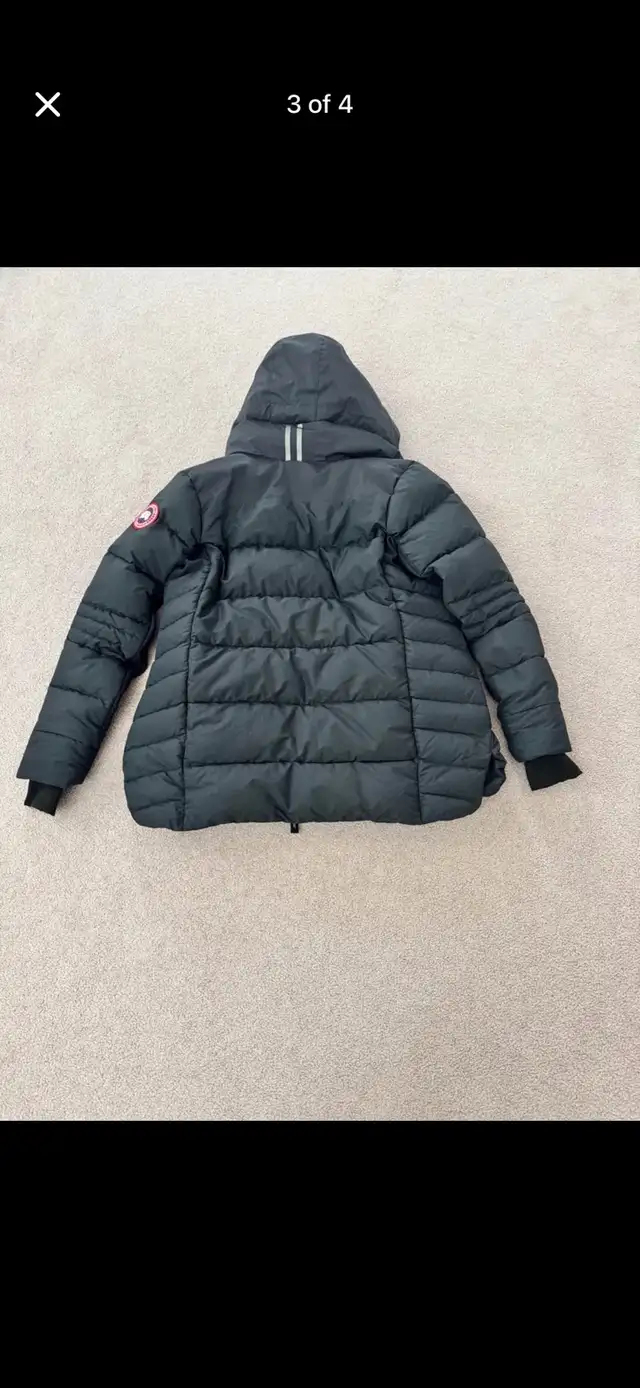 Canada Goose Woman’s jacket  in Women's - Tops & Outerwear in Calgary - Image 2
