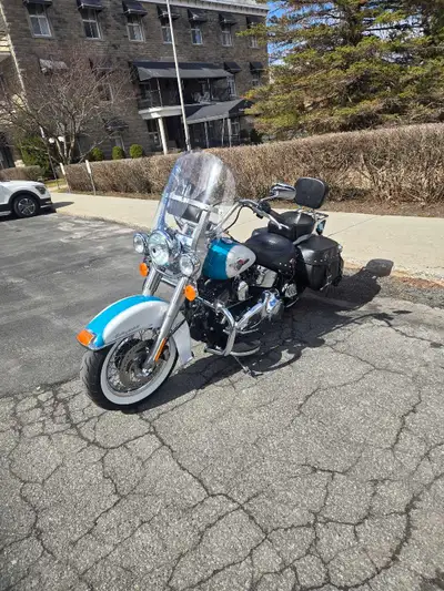 2017 héritage softail moteur 103,6 vitesses, cruise control, 1proprio, entretien minutieux, prêt pou...