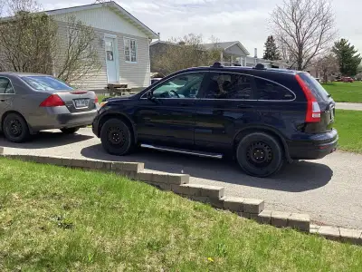 Summer tire and Winter tires on rim included
