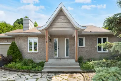 OPEN HOUSE • Saturday, June 21, 2025 • 2-4PM OPEN HOUSE • Sunday, June 22, 2025 • 2-4PM Welcome to 1...