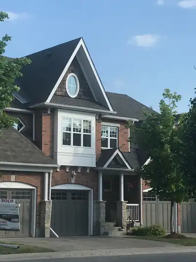 Female Housemate Wanted | Available Now