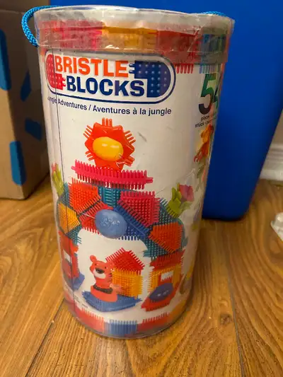 Bristle block toy