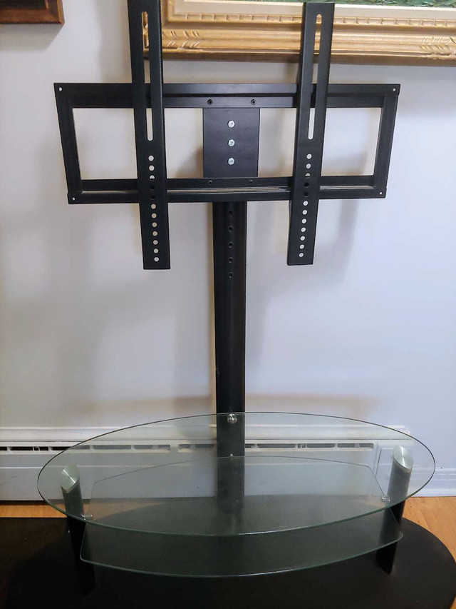 Meuble pour TV vitré dans Meubles de télé et unités de divertissement  à Trois-Rivières - Image 3