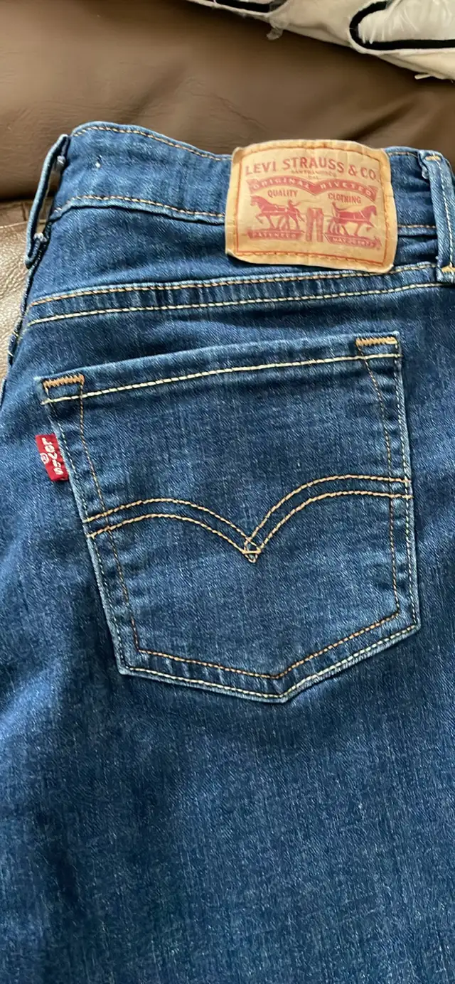 Levi jeans size 28 women’s  in Women's - Bottoms in London - Image 2
