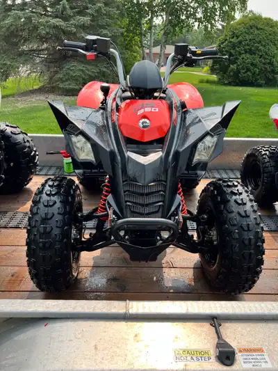 2022 Can Am DS 250 250cc gas engine with CVT transmission. Less than 50kms. Has electric start & dis...