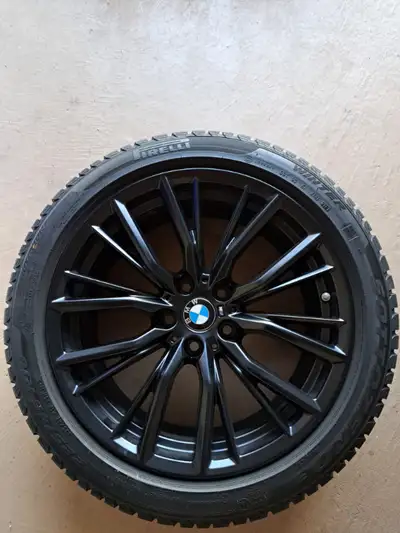 Original BMW " M" Wheels, (bought at BMW dealership) Pirelli SOTTOZERO 3", Winter, Run-flat Tires, 2...