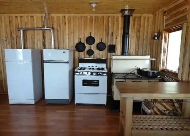 For Sale - Fly in Fishing Camp Located at Vermilion Lake, SK in Fishing, Camping & Outdoors in Lloydminster - Image 9