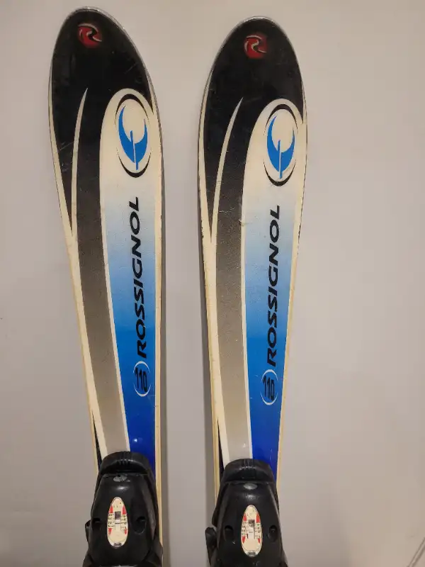 Rossignol Racing Skis 110 cm with Tyrolia adjustable bindings in Ski in Calgary - Image 3