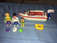 Playmobil petit bateau à moteur ''Explorer''