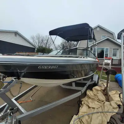1989 Mirage 19ft bowrider