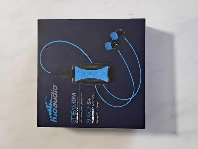 H2O Audio Stream 3 and Surge S+ Earbuds - Waterproof MP3 Player in Headphones in Markham / York Region - Image 8
