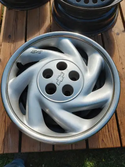 I have a set of Cavalier wheel covers. The wheel discs are $50 per set of four. I have 6 covers in t...