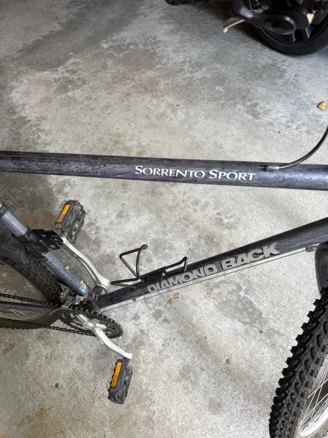 Diamondback Sorrento Sport in Mountain in Ottawa - Image 3
